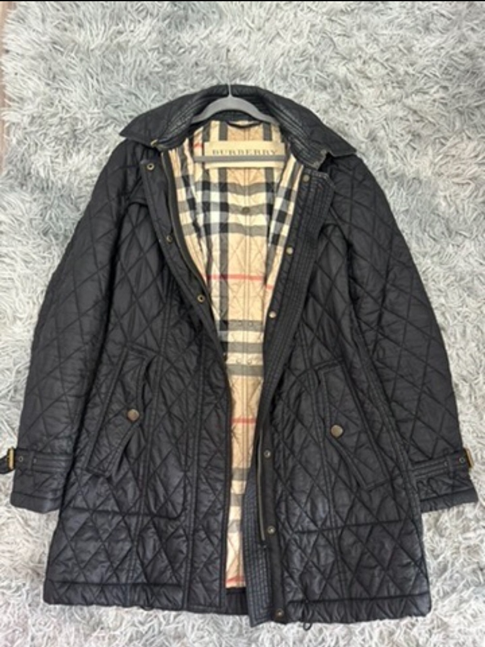 Burberry Black Quilted Puffer Coat with Signature Check Lining